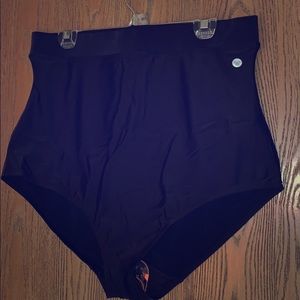 CLOSING 2/15 High waist swim bottoms sz 20